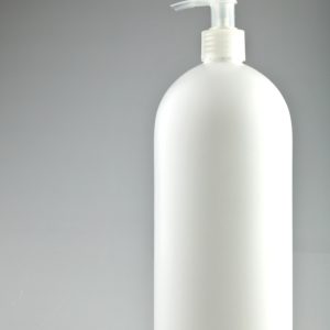 1L Boston White bottle with white lotion pump